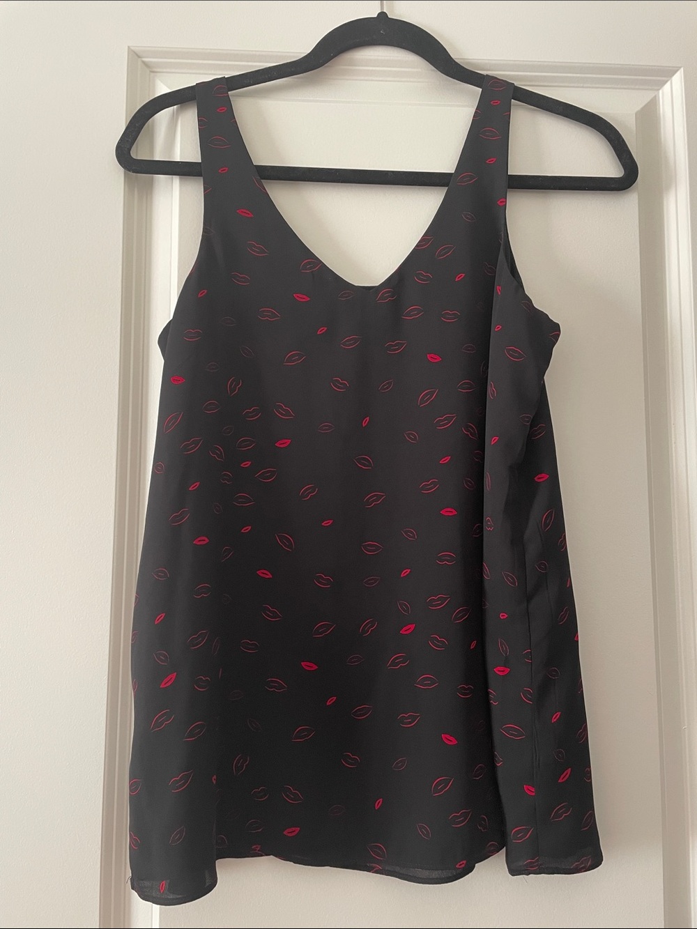 Reitmans Black Tank with Red Lip Print